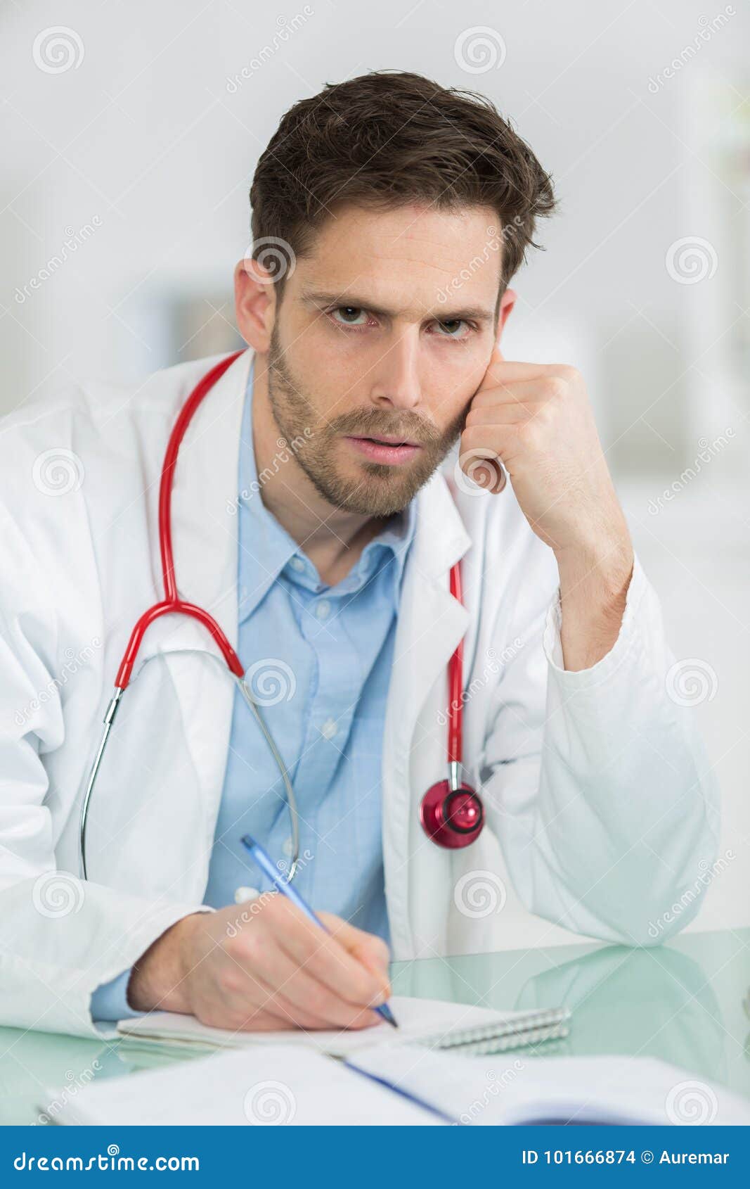 Doctor feels bad in office stock photo. Image of medicine 101666874