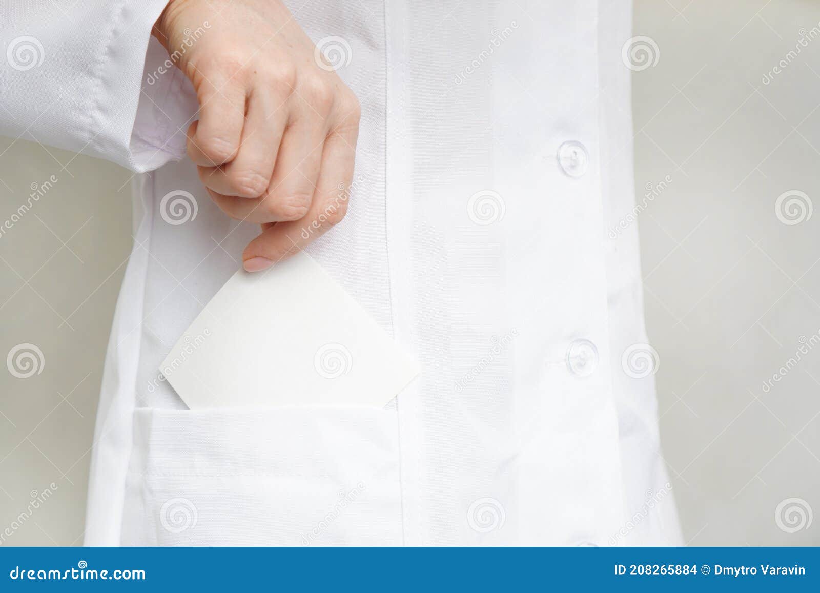 Disposable Patient Paper Gowns & Capes | Cardinal Health