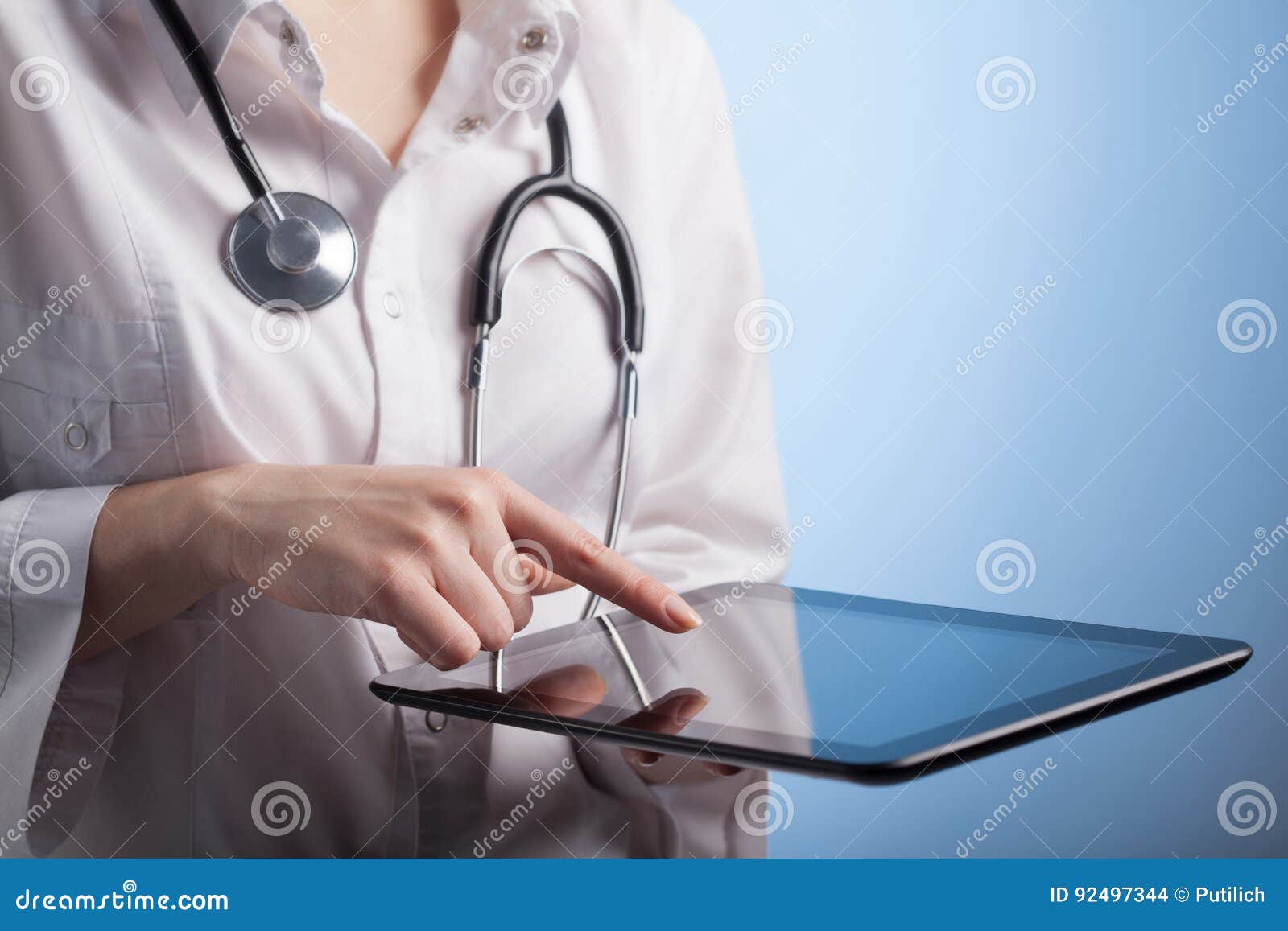 doctor ipad health medical clinic worker modern