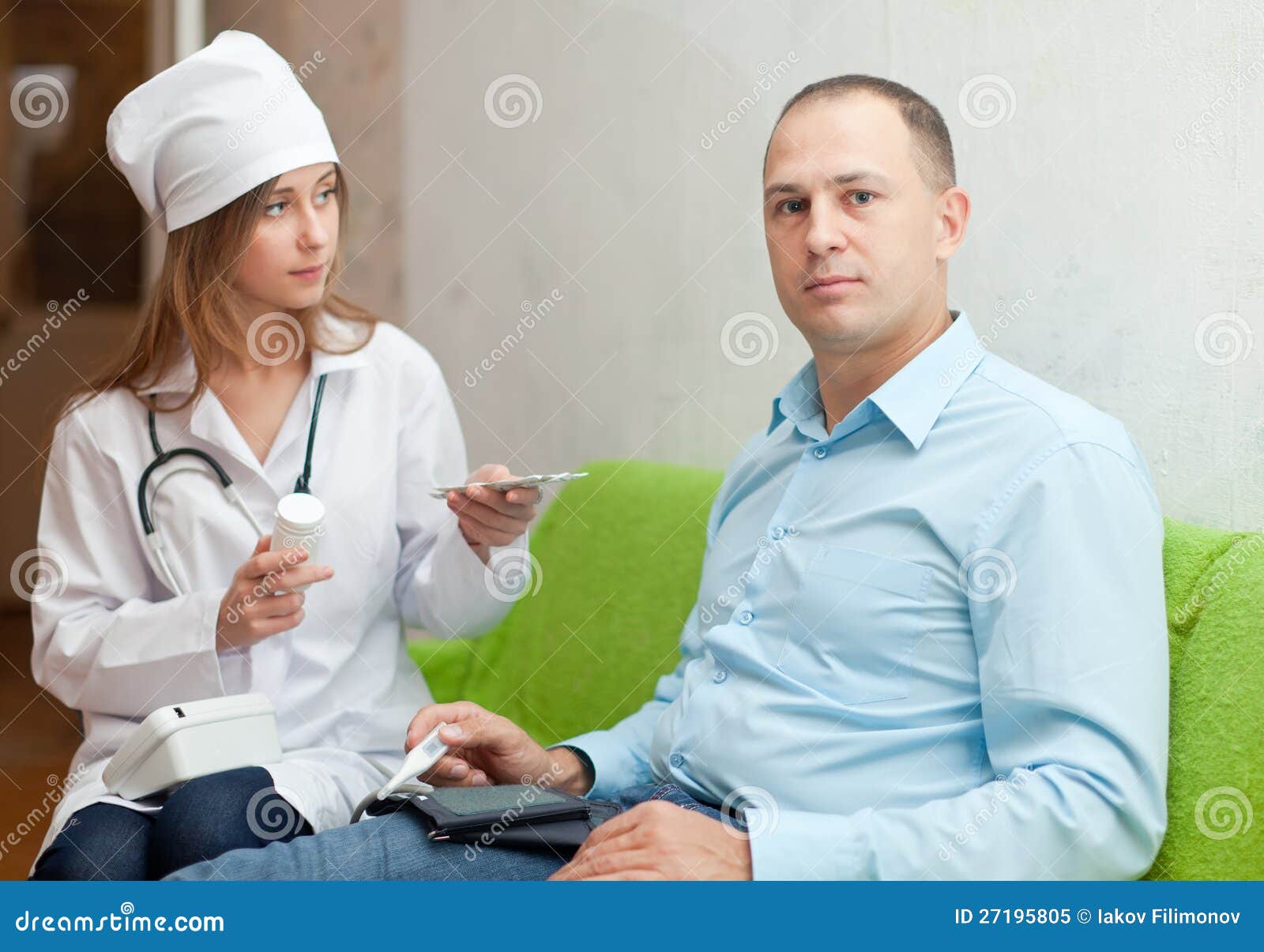 Doctor of Prescribes To Patient the Medication Stock Image Image of