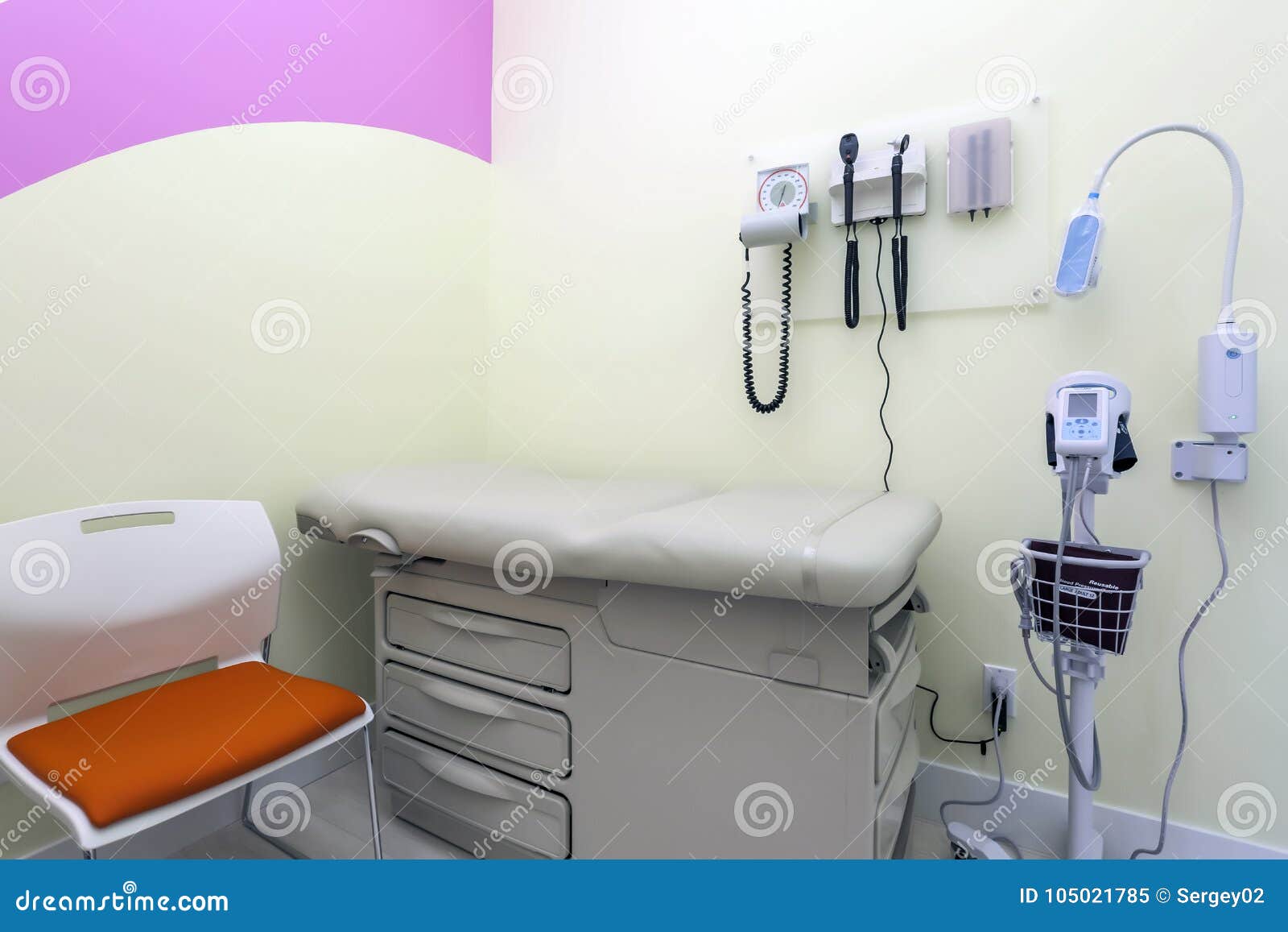 Doctor`s Examination Room stock image. Image of instrument 105021785