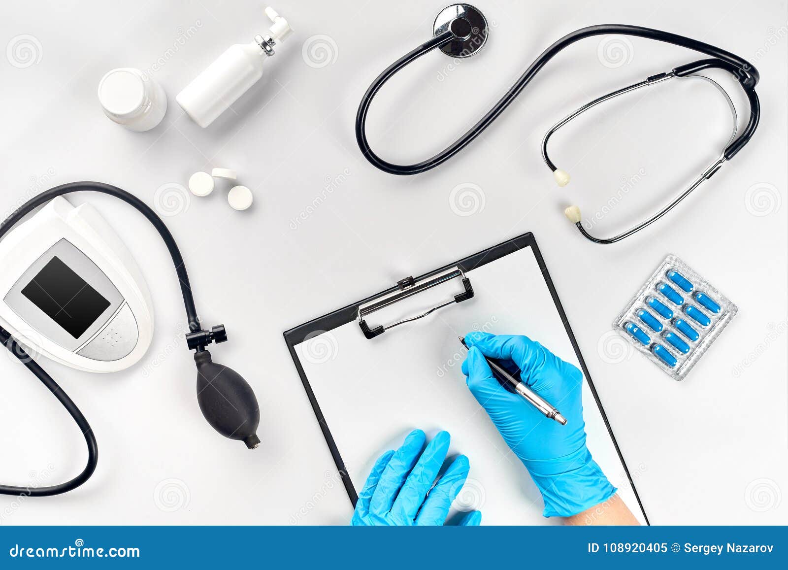 128,700+ Doctor Tools Stock Photos, Pictures & Royalty-Free Images