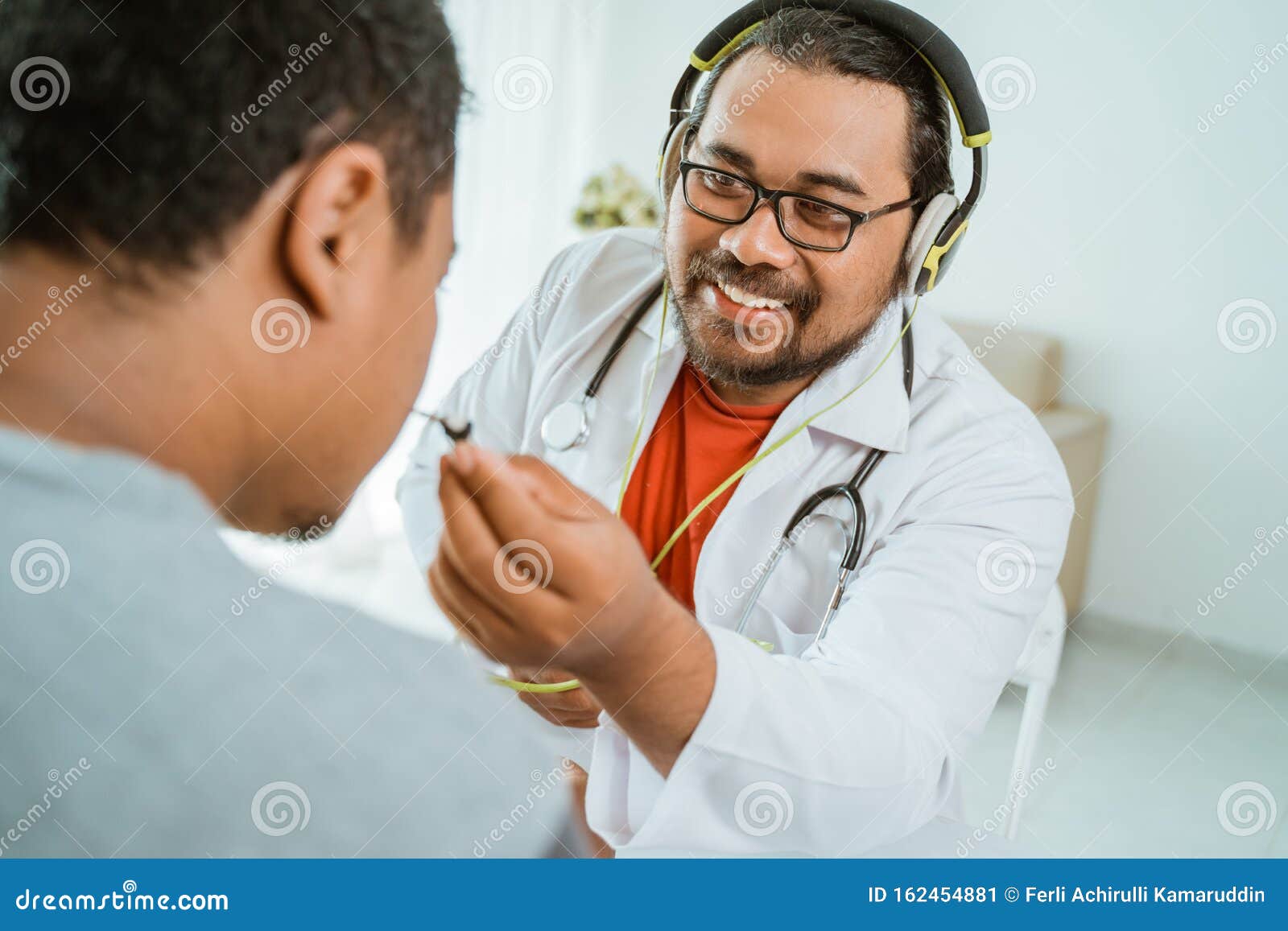 doctor headphone