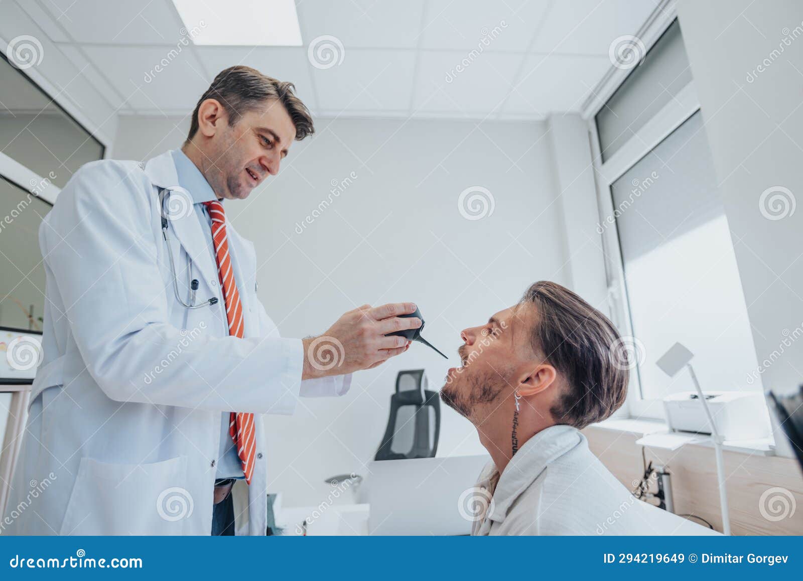 5,432 Photos de Otoscope - Photos de stock gratuites et libres de droits de  Dreamstime