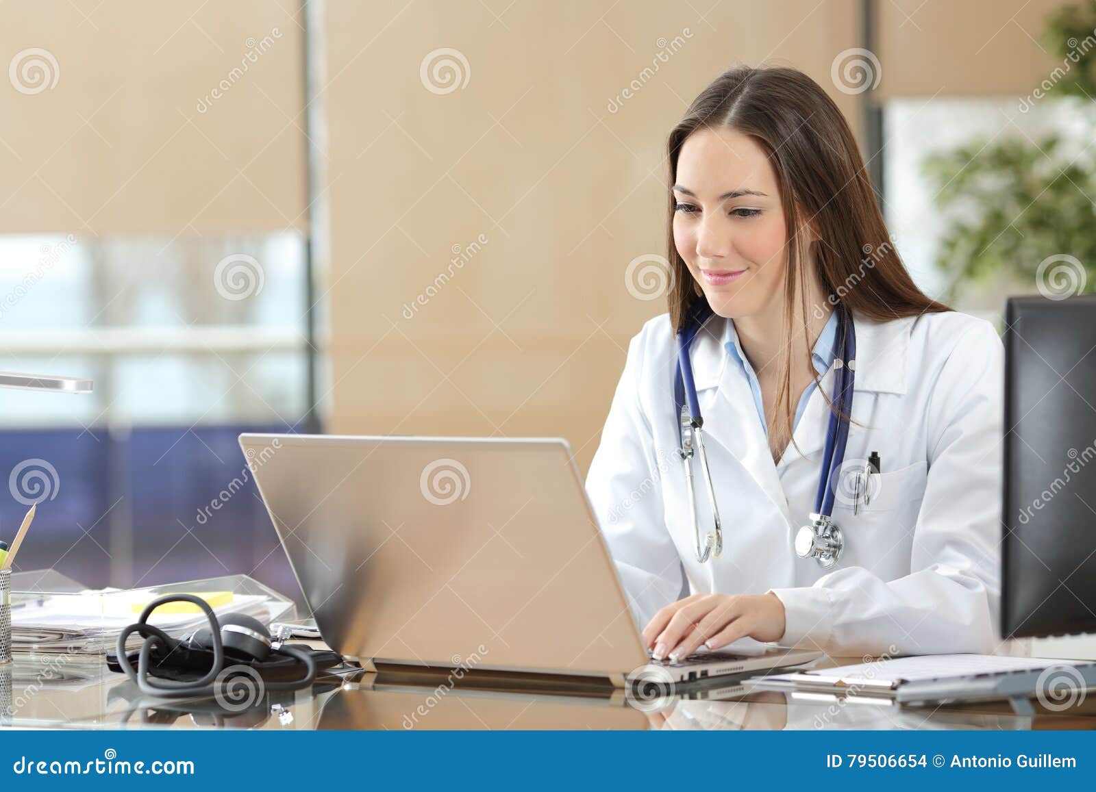 doctor working on line in a consultation