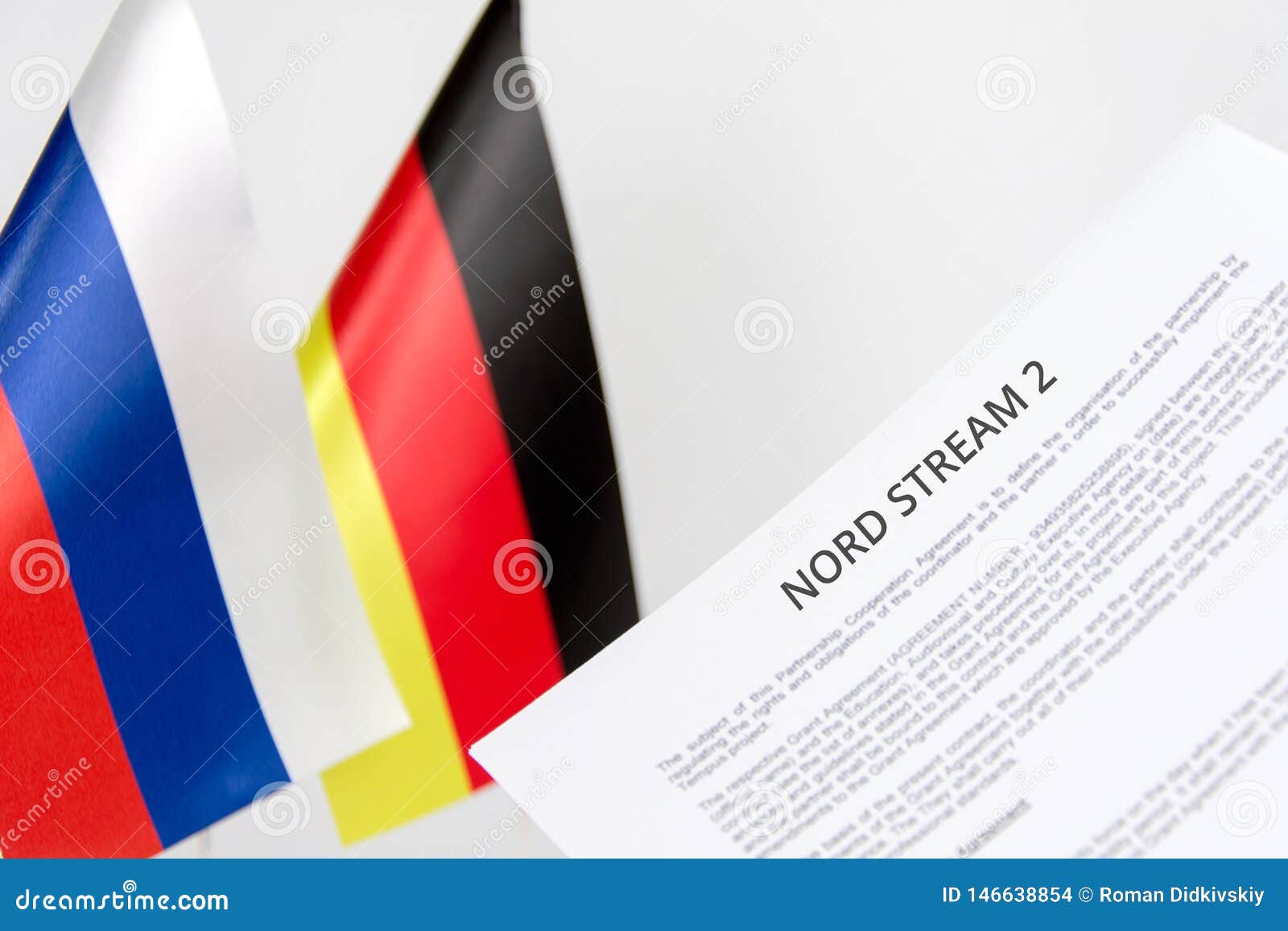 russia germany flag nord stream