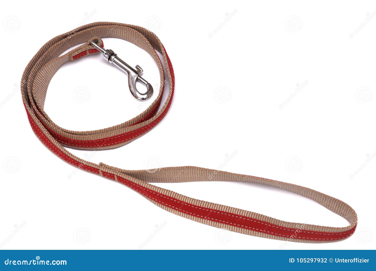 dog leash with quick release clasp bucket