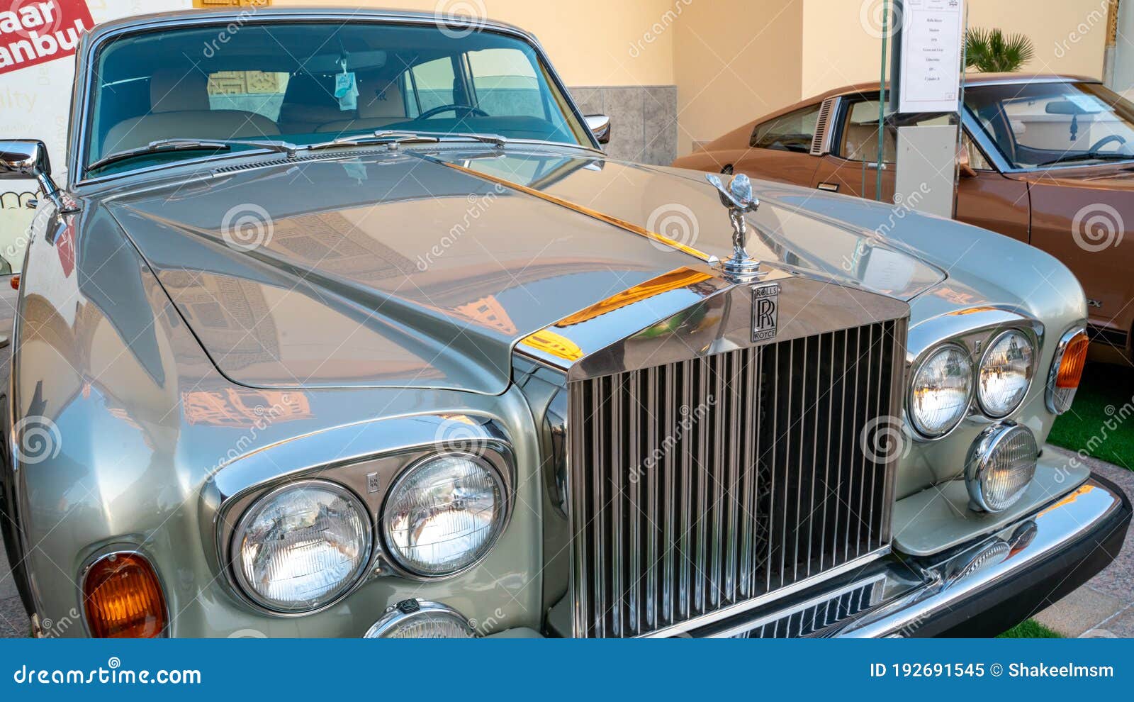 Doha,Qatar 4 March 2020 1980 Rolls Royce Silver Shadow Ii Classic Car