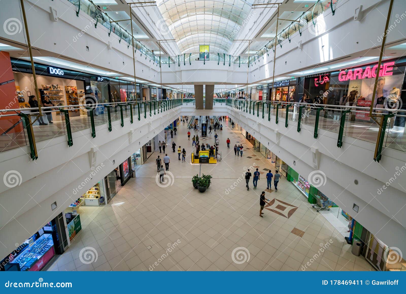 4,450 Mall Has Stock Photos - Free & Royalty-Free Stock Photos from  Dreamstime