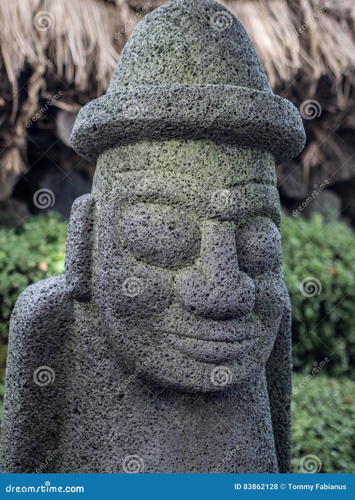 dol-harubang jeju island statue