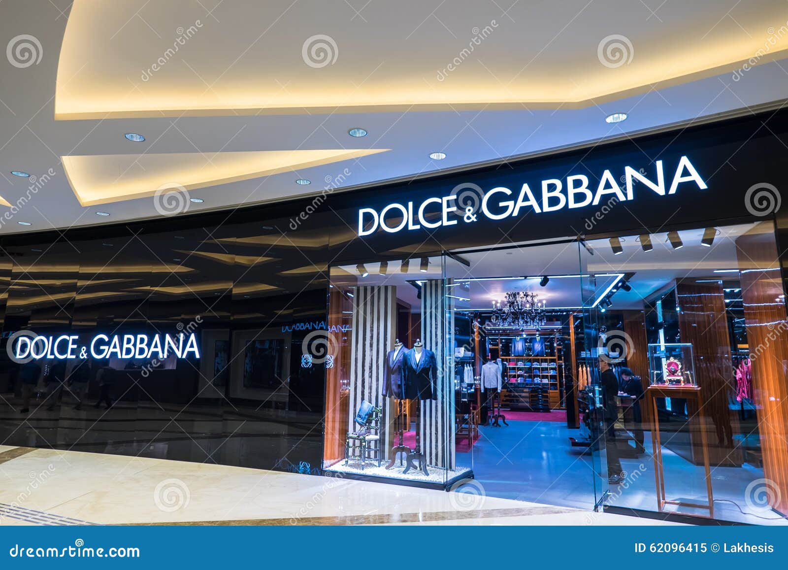 Dolce Gabbana Fashion Boutique Display Window. Hong Kong Editorial ...