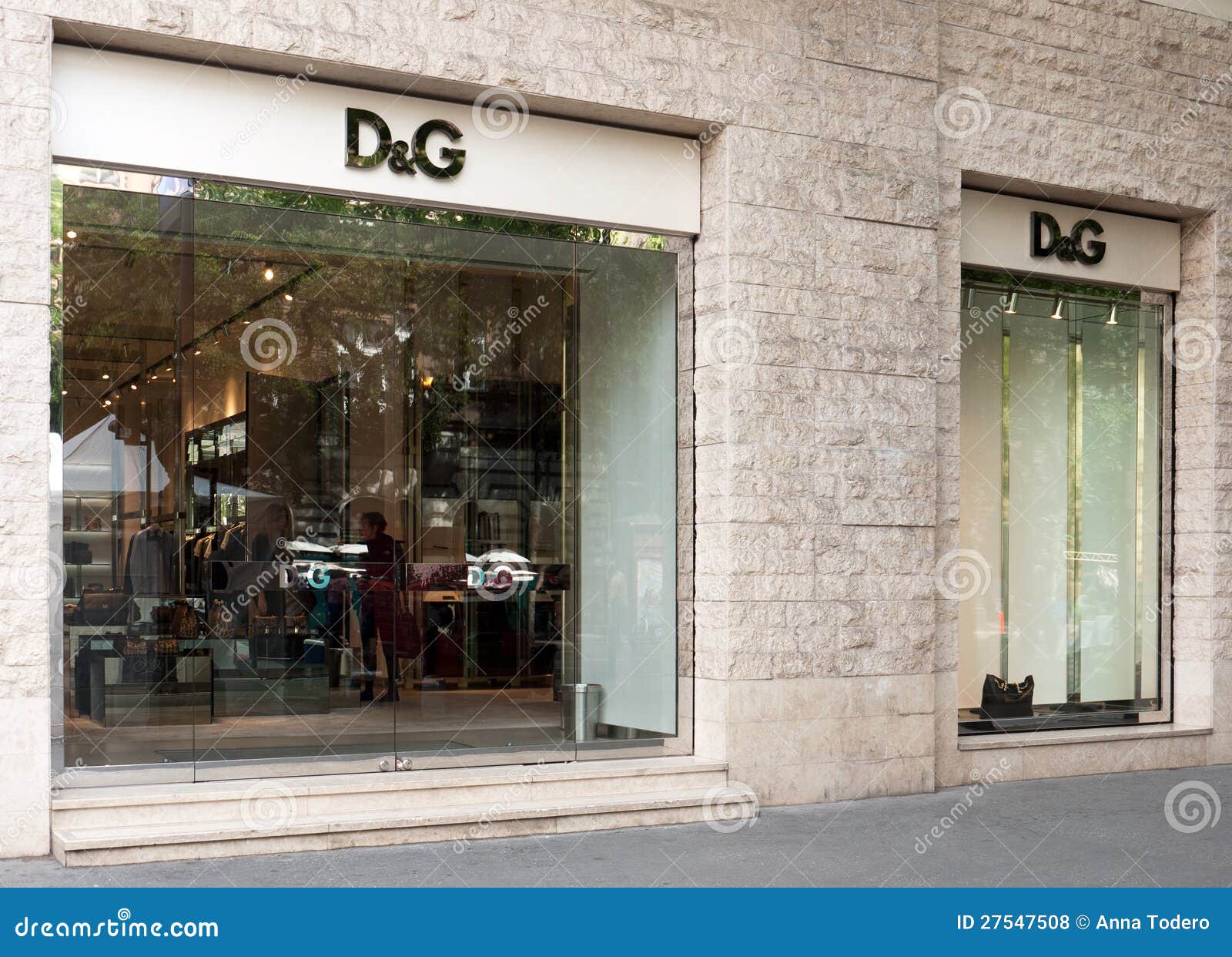 Dolce&Gabbana Store in Budapest Editorial Stock Photo - Image of famous,  sell: 27547508
