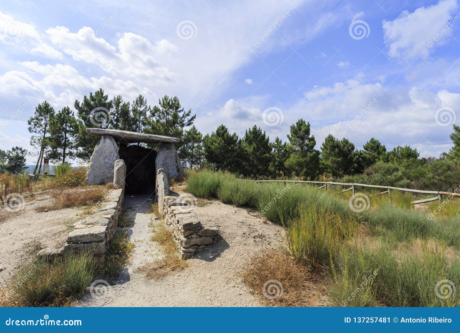 dolmen of cortico or dolmen of the house of the orca