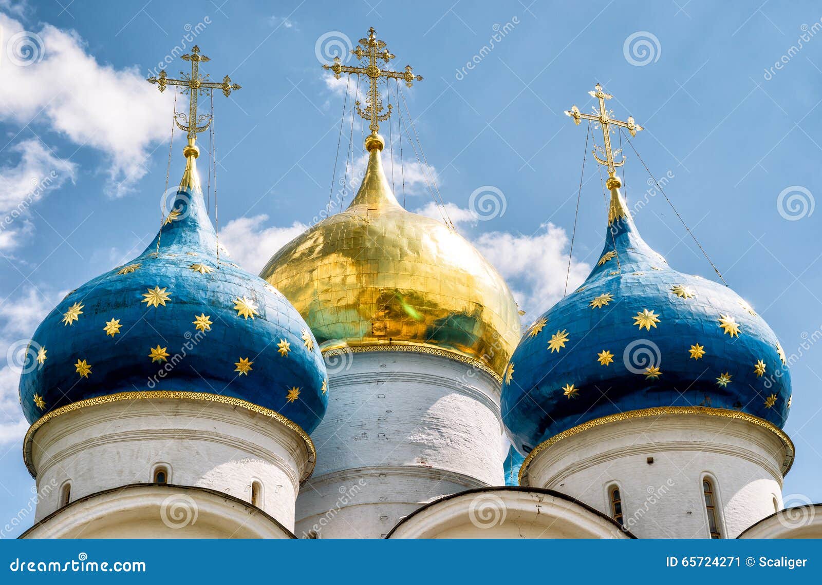 domes of the assumption cathedral in trinity sergius lavra, russ