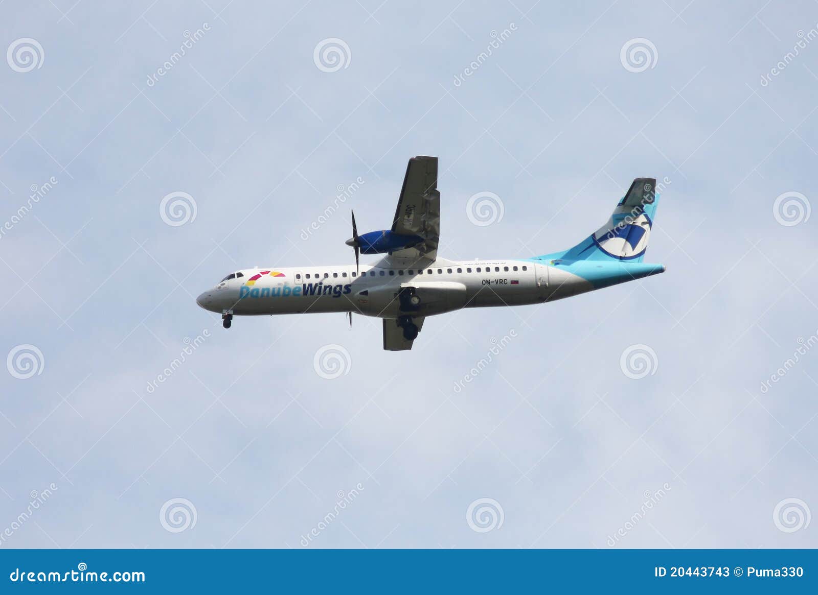 Donau Wings ATR-72 ungefähr, um zu landen