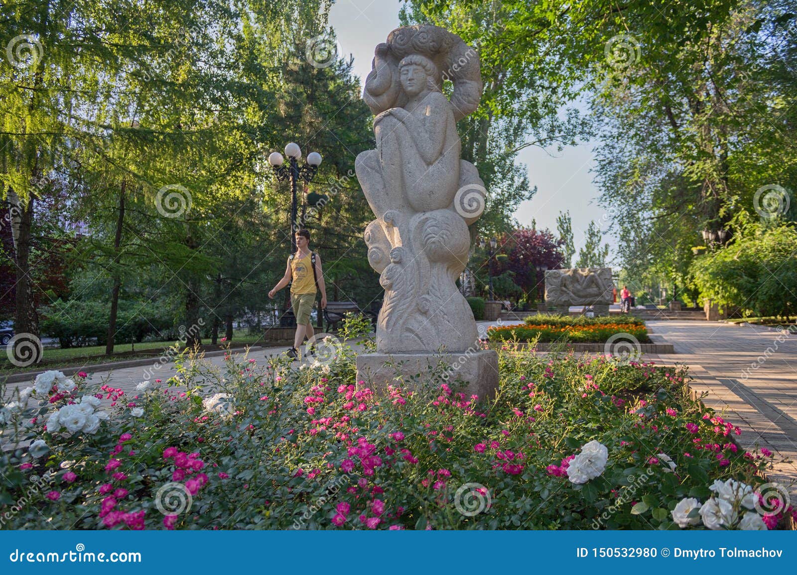 Ukraine June 10, 2019 Stone Statues on Boulevard Editorial Image Image of building