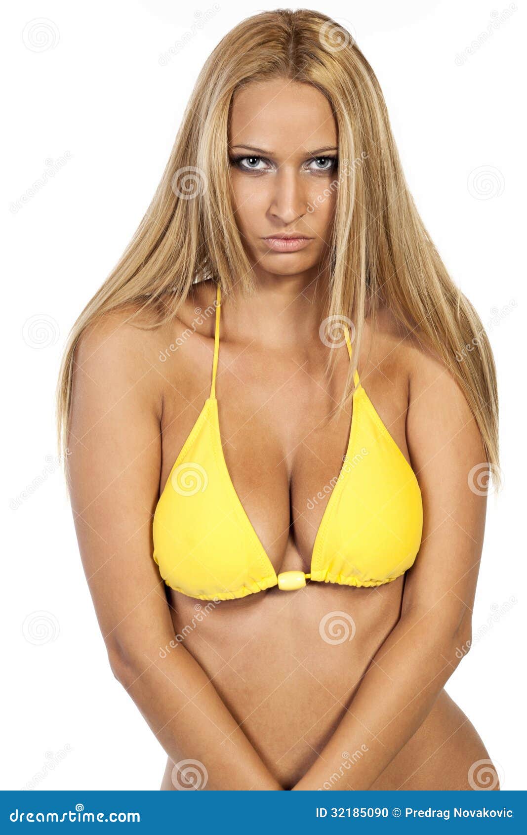 Donna Sexy in Bikini Giallo Fotografia Stock Immagine di felicità