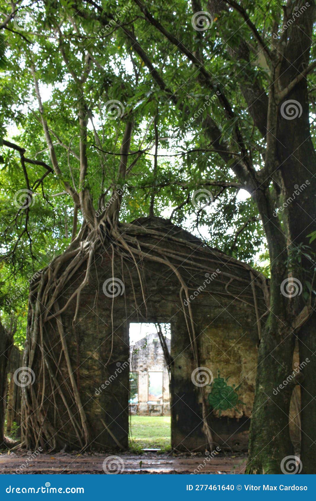 the door that frames the door of the ruins of the old prison