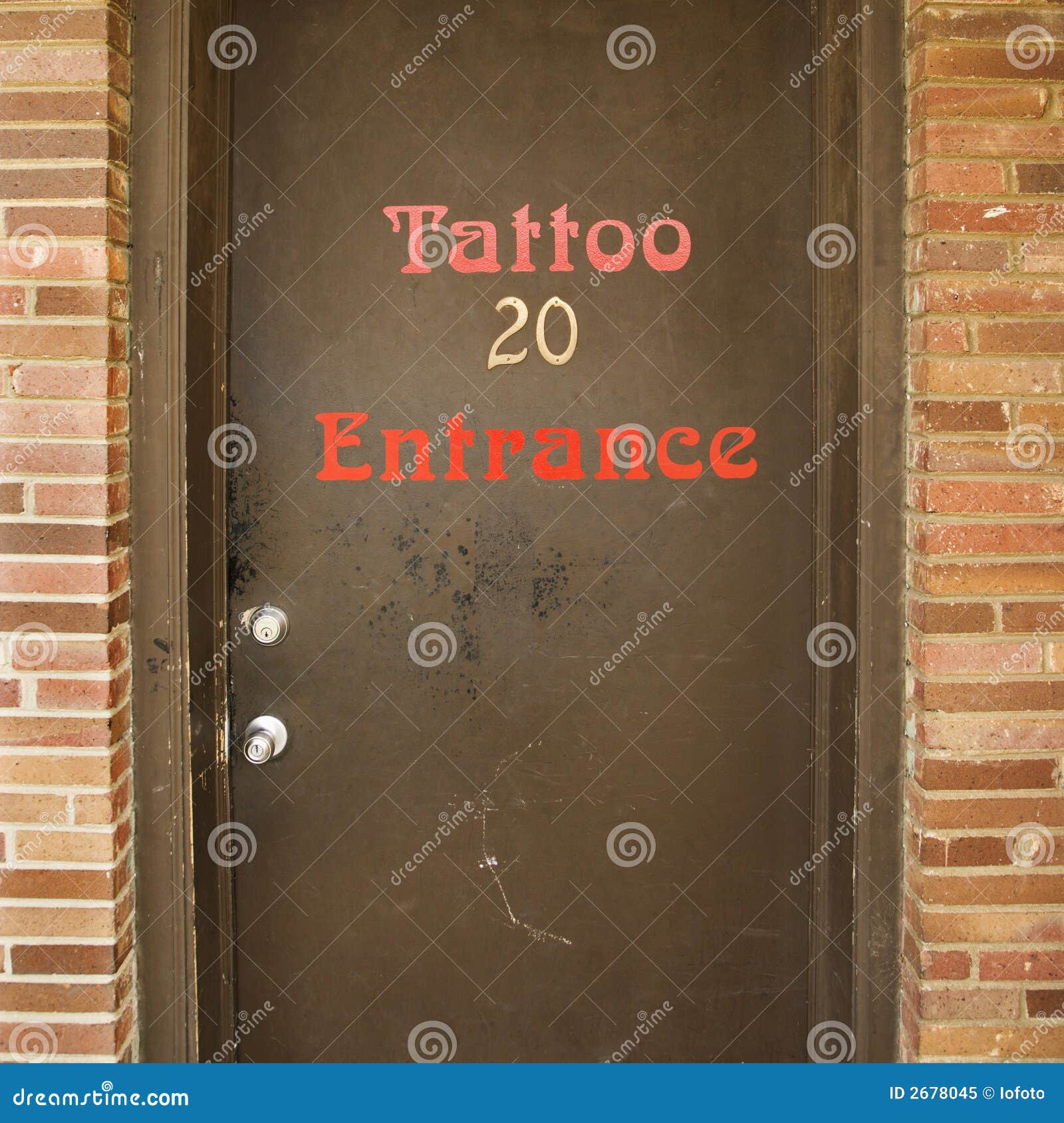 door to tattoo parlor.