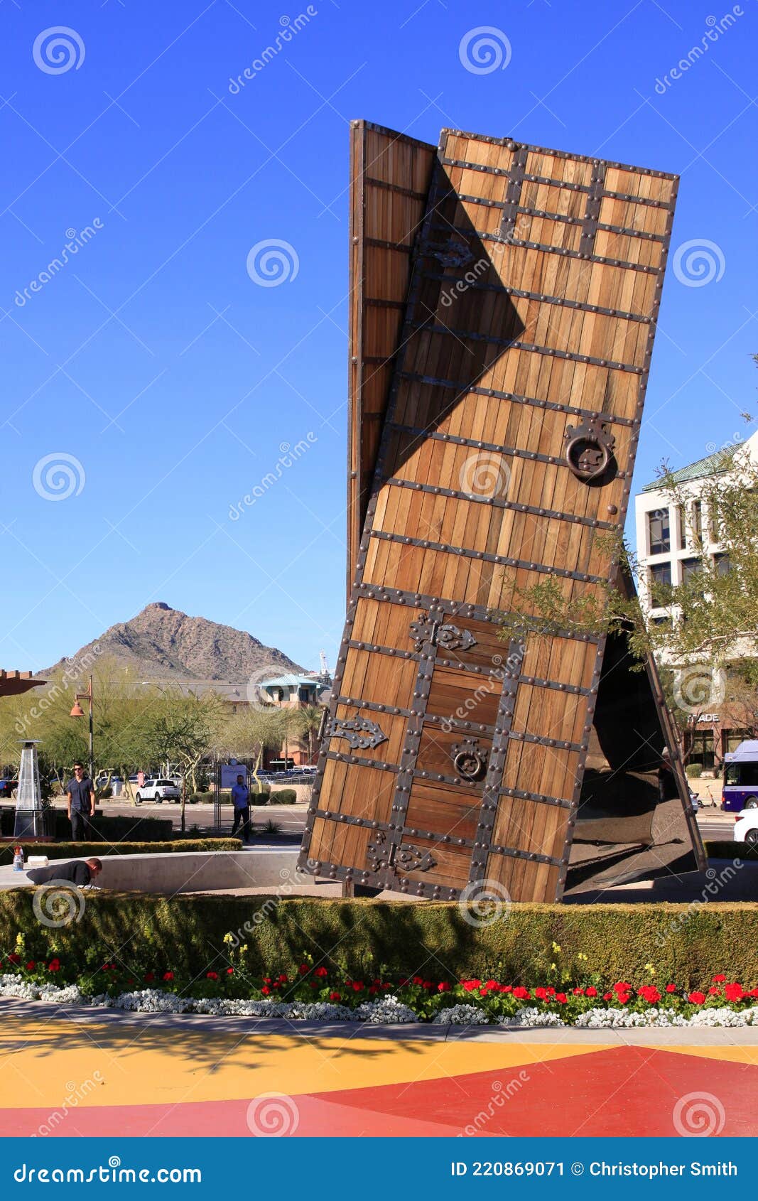 "the Doors" Sculpture in Scottsdale AZ Editorial Photo Image of