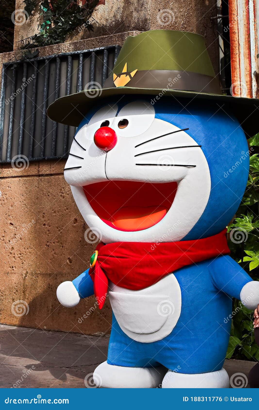 Doraemon Statue is a Cartoon Character Editorial Photo - Image of  attraction, exhibition: 188311776