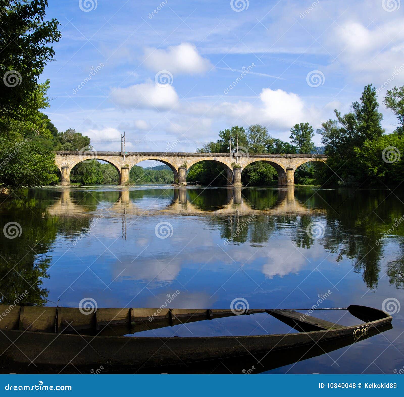 la dordogne river la dordogne river