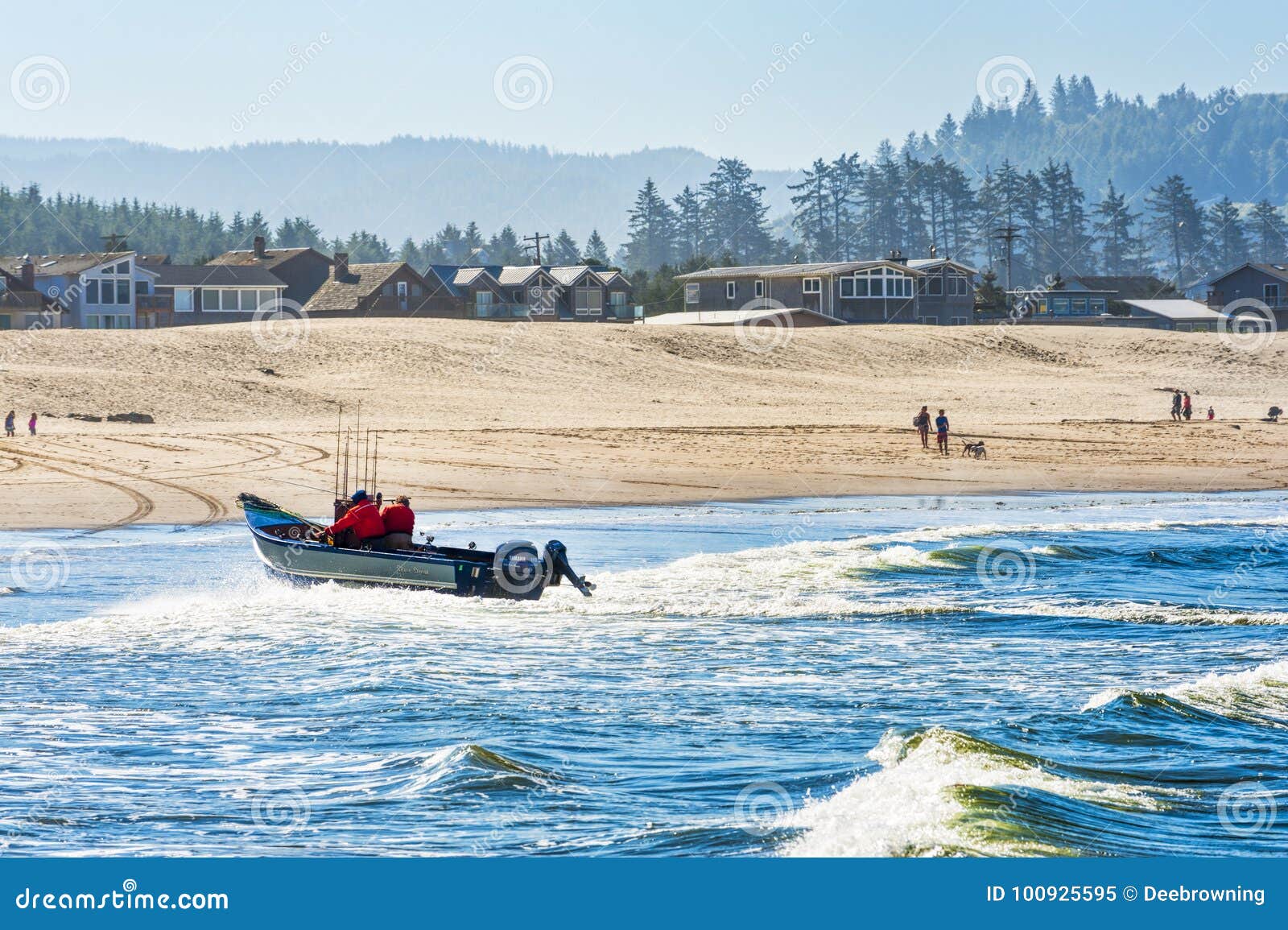 Dory Boat Lands On The Beach At Pacific City Editorial ...