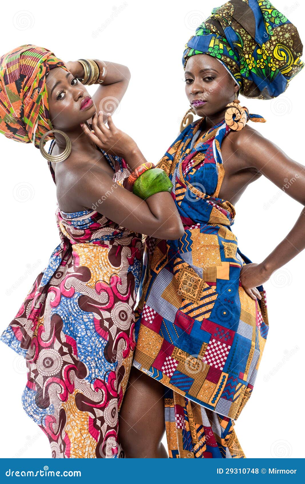 Dos Modelos De Moda Africanos Jovenes. Foto de archivo - Imagen de  alineada, modelo: 29310748