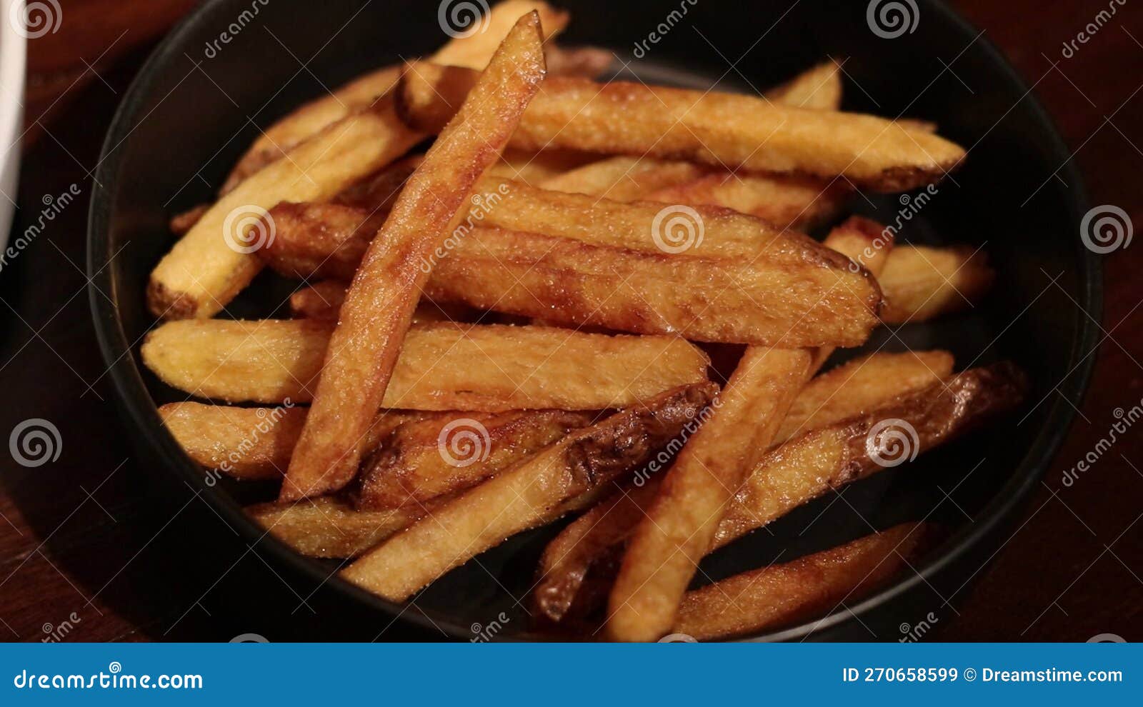 Double Blanc De Boeuf Frites Belges Image stock - Image du mangez, belge:  270658599