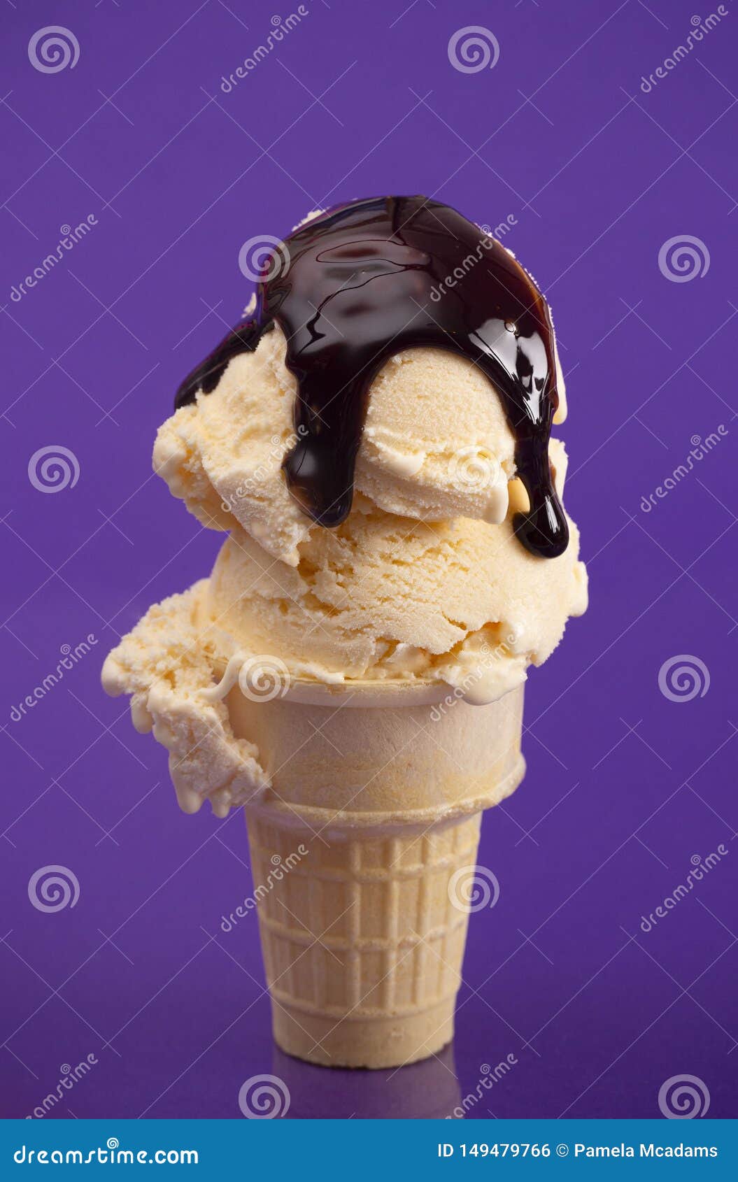 162 Double Scoop Ice Cream Cone Stock Photos - Free & Royalty-Free Stock  Photos from Dreamstime