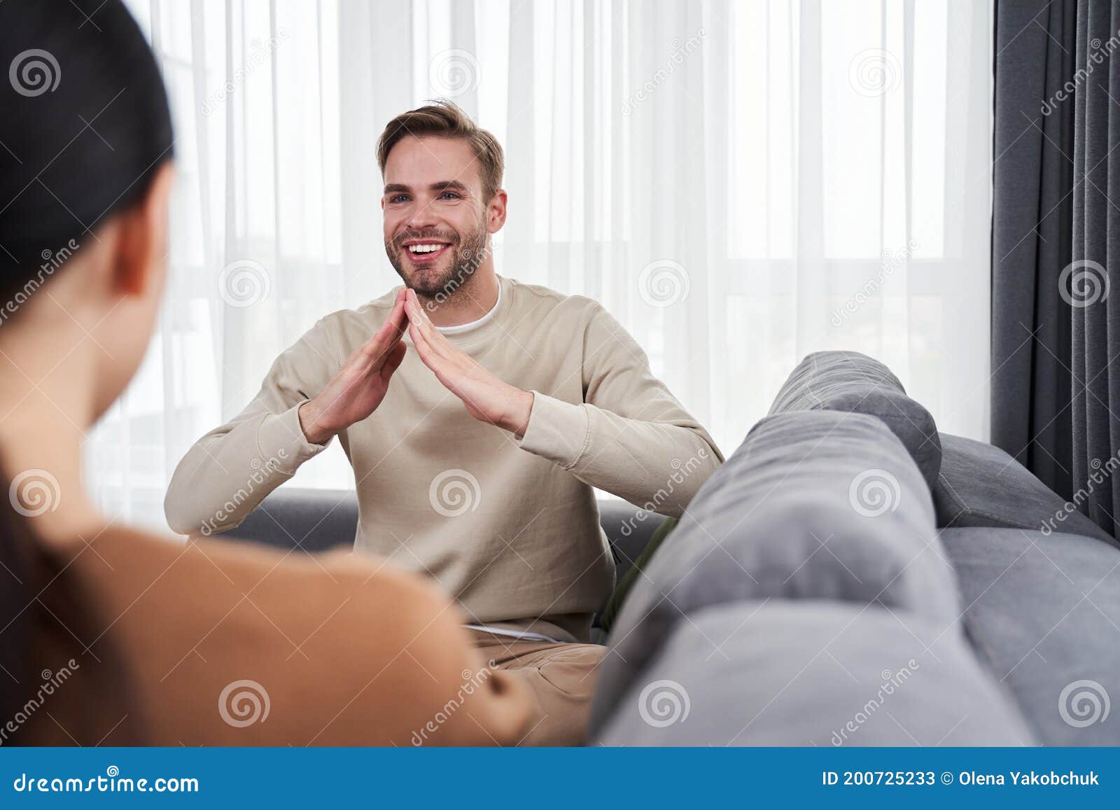Hoe Denken Dove Mensen Dove Mensen Met Een Plezierige Conversatie Stock Afbeelding - Image of