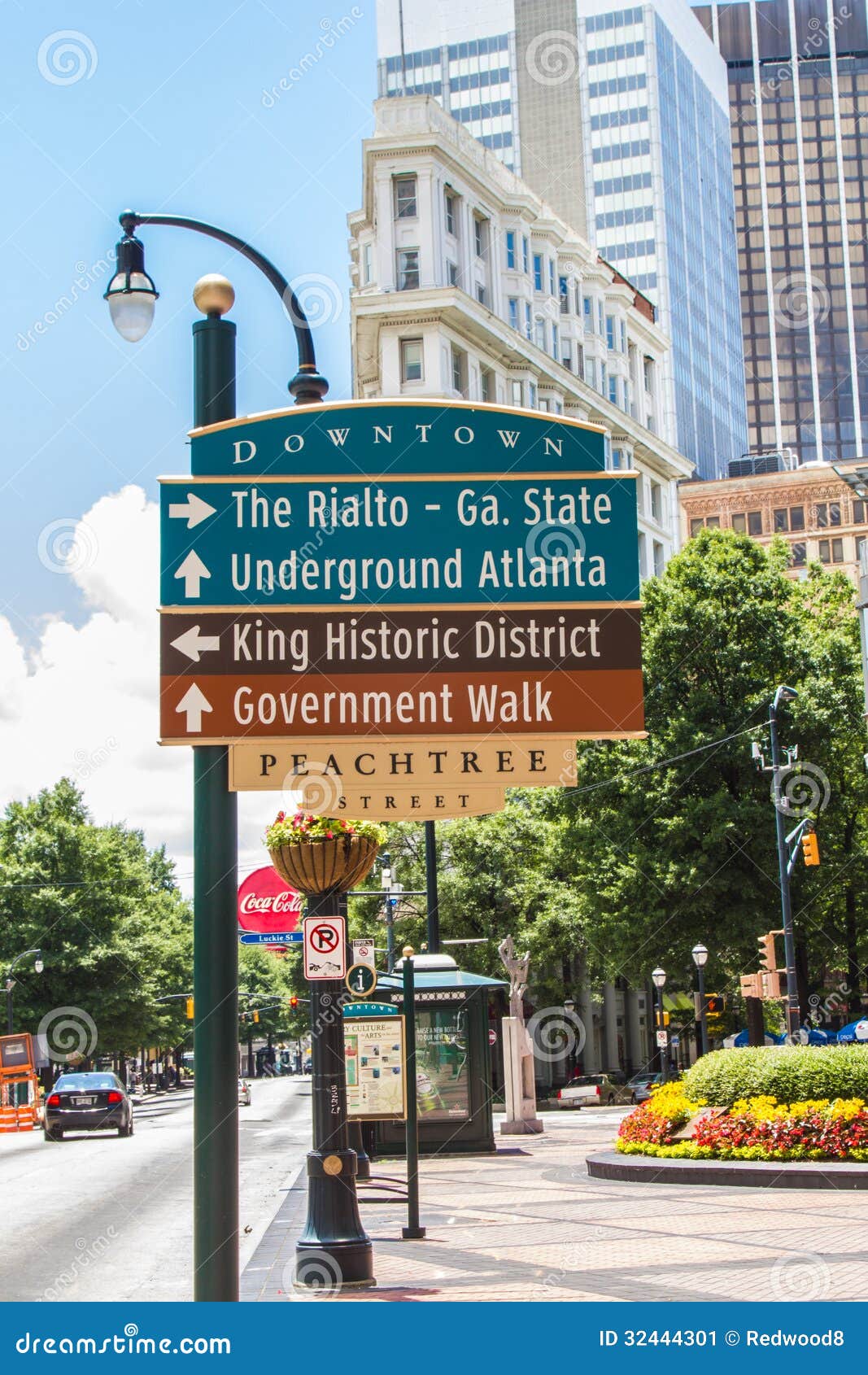 A confusing pair of street signs showing two of the 71 Peachtree street and  road names known in Atlanta Stock Photo - Alamy