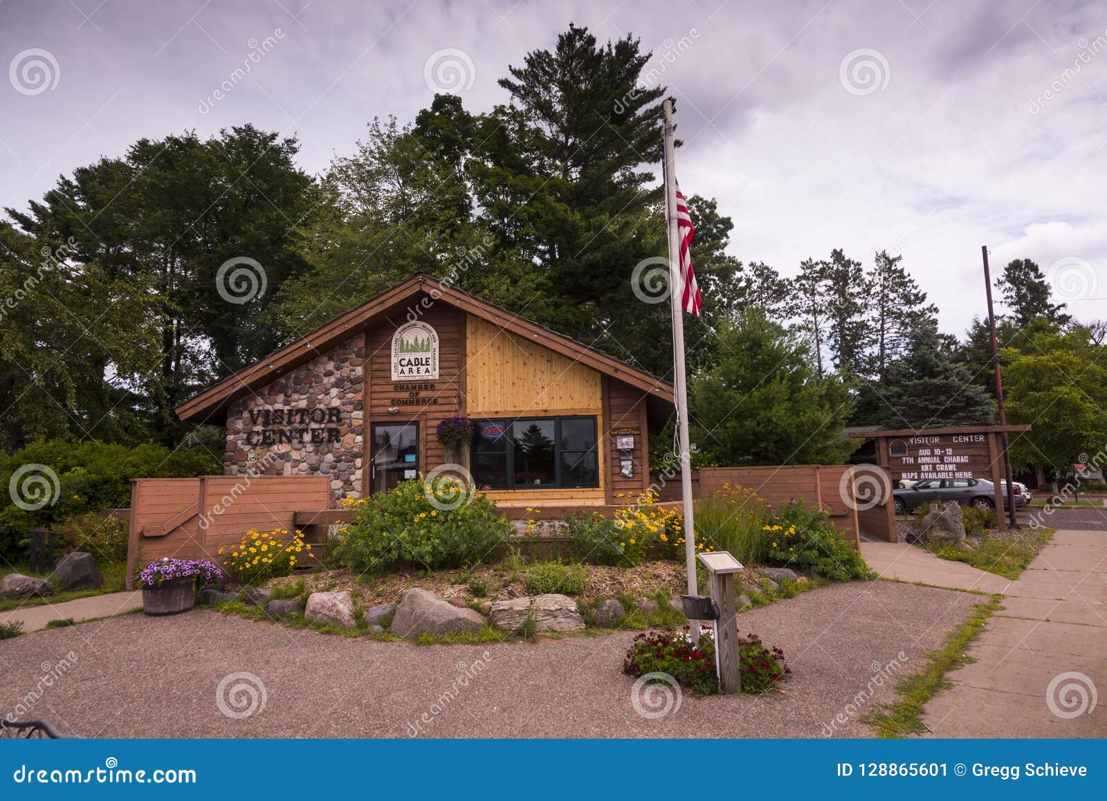 Downtown Cable, Wisconsin editorial photo. Image of cable 128865601