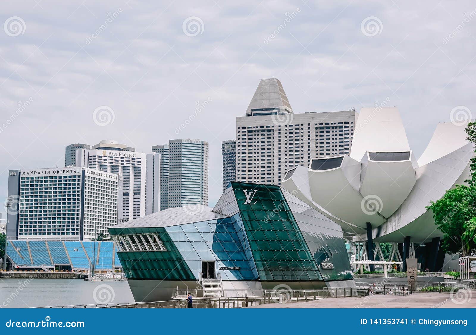Louis Vuitton Island Maison The Shoppes At Marina Bay Sands Is Shopping Center Famous In ...