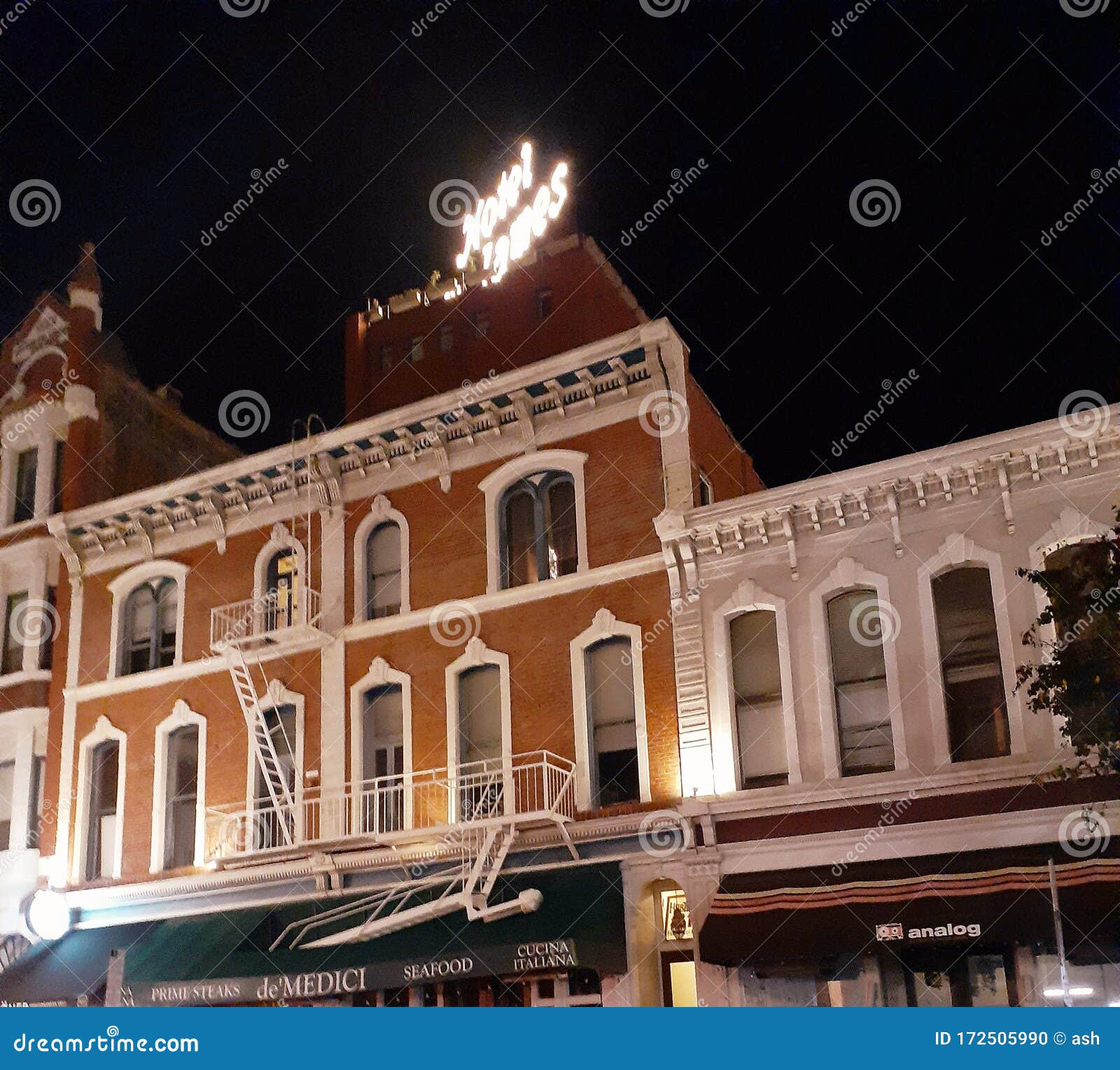 Downtown San Diego & X28;vintage Hotel& X29; Editorial Image Image of