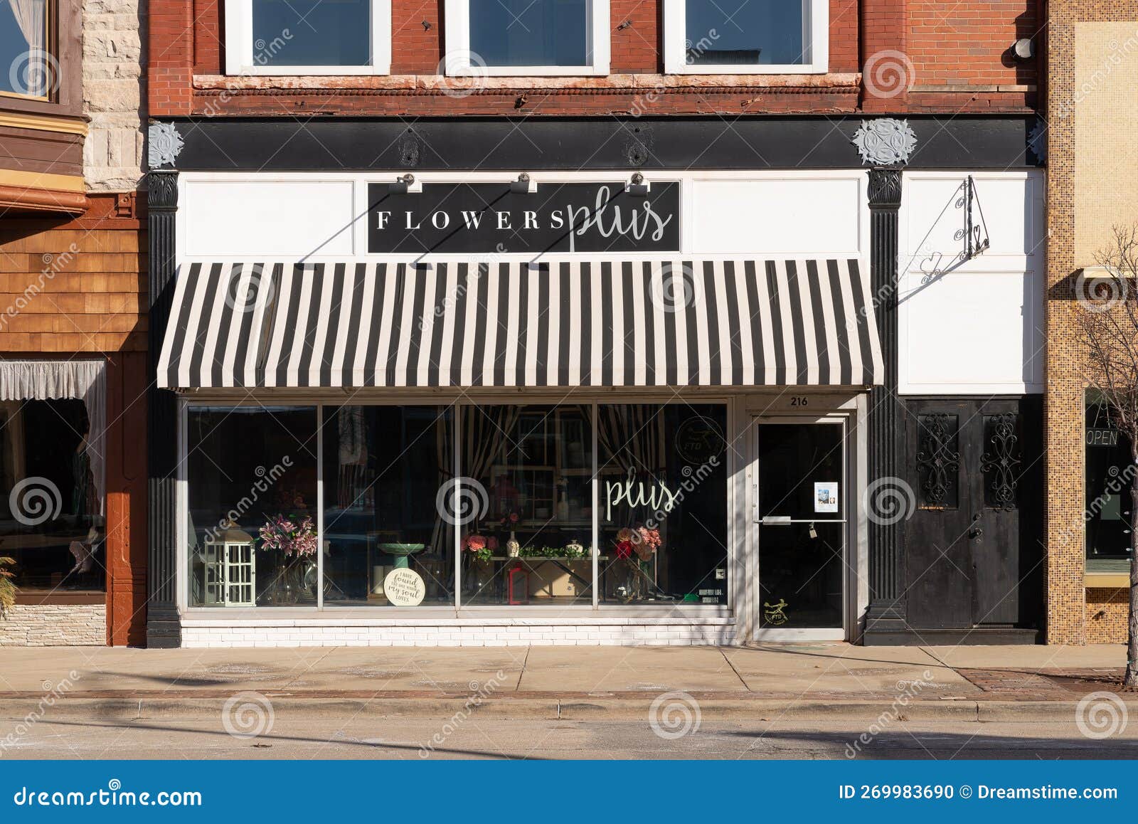 Downtown Streator editorial image. Image of background - 269983690