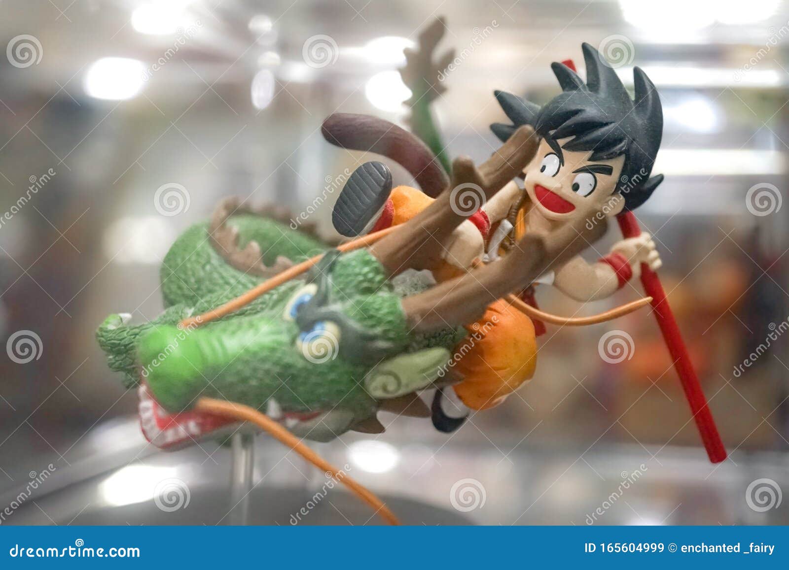 Desenho Animado De Goku Da Bola Dragon Foto de Stock Editorial - Imagem de  desenho, esfera: 167344713