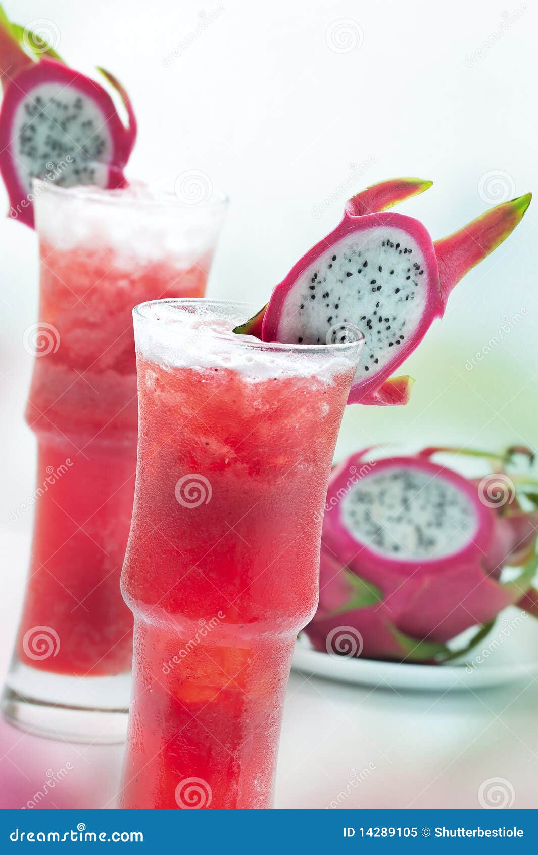 Dragon fruit juice stock image. Image of rare, ripe, exotic 14289105