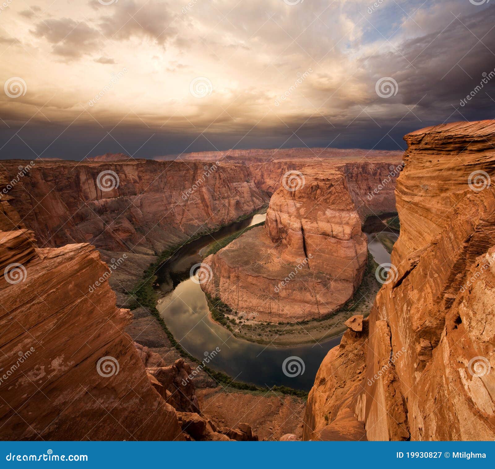 Dramatic Canyon Horseshoe Bend, Arizona Stock Image Image of horse, cliff 19930827