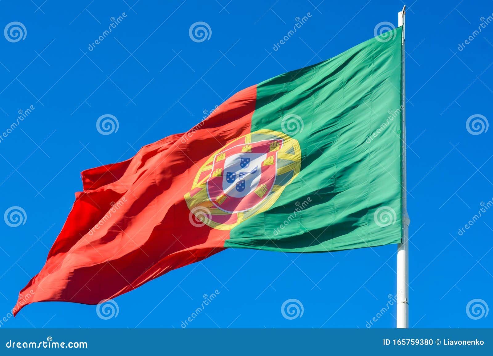 DRAPEAU PORTUGAL - Couleurs du drapeau portugais