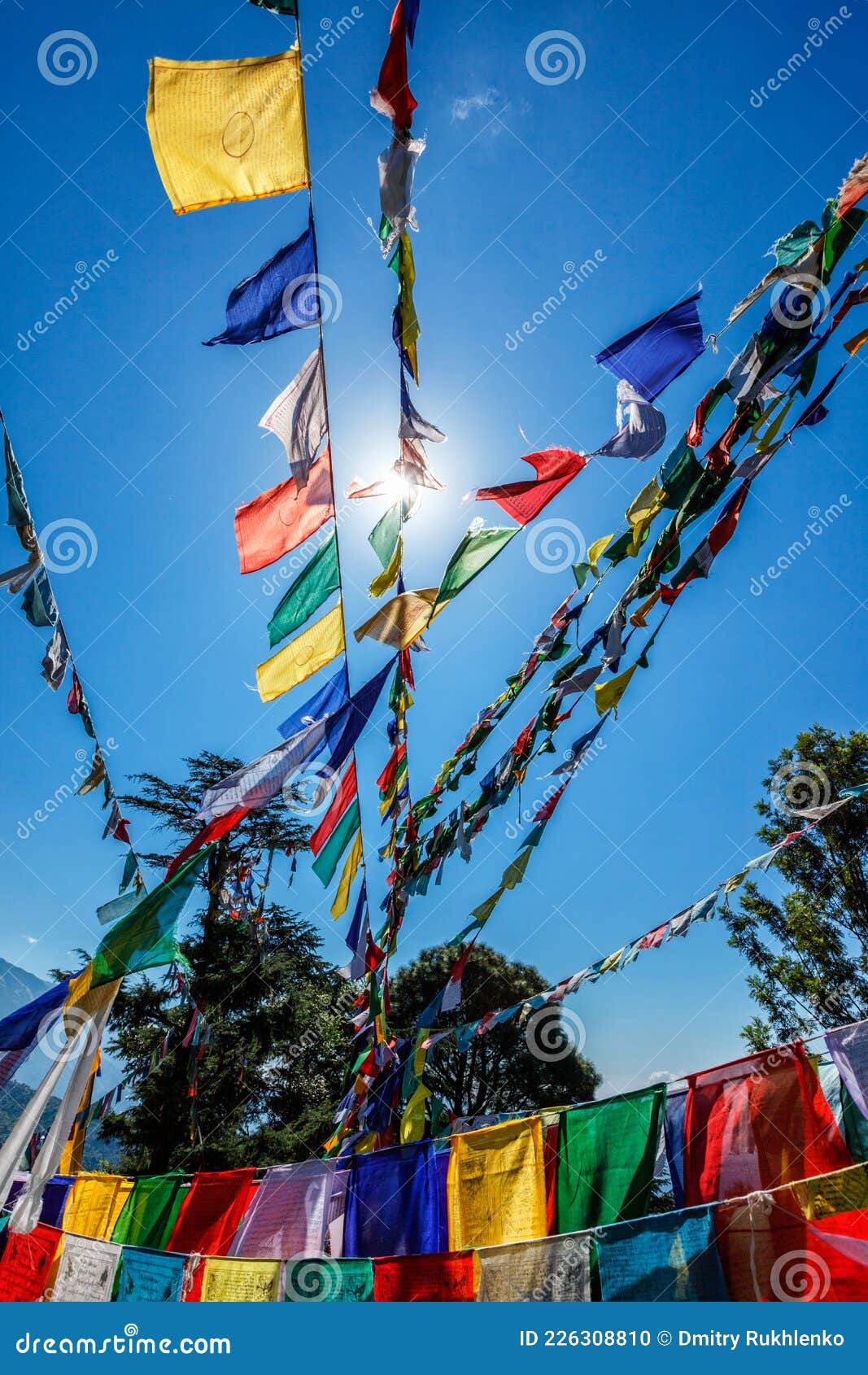 Petit Drapeaux de prières Om Mani Padme Um