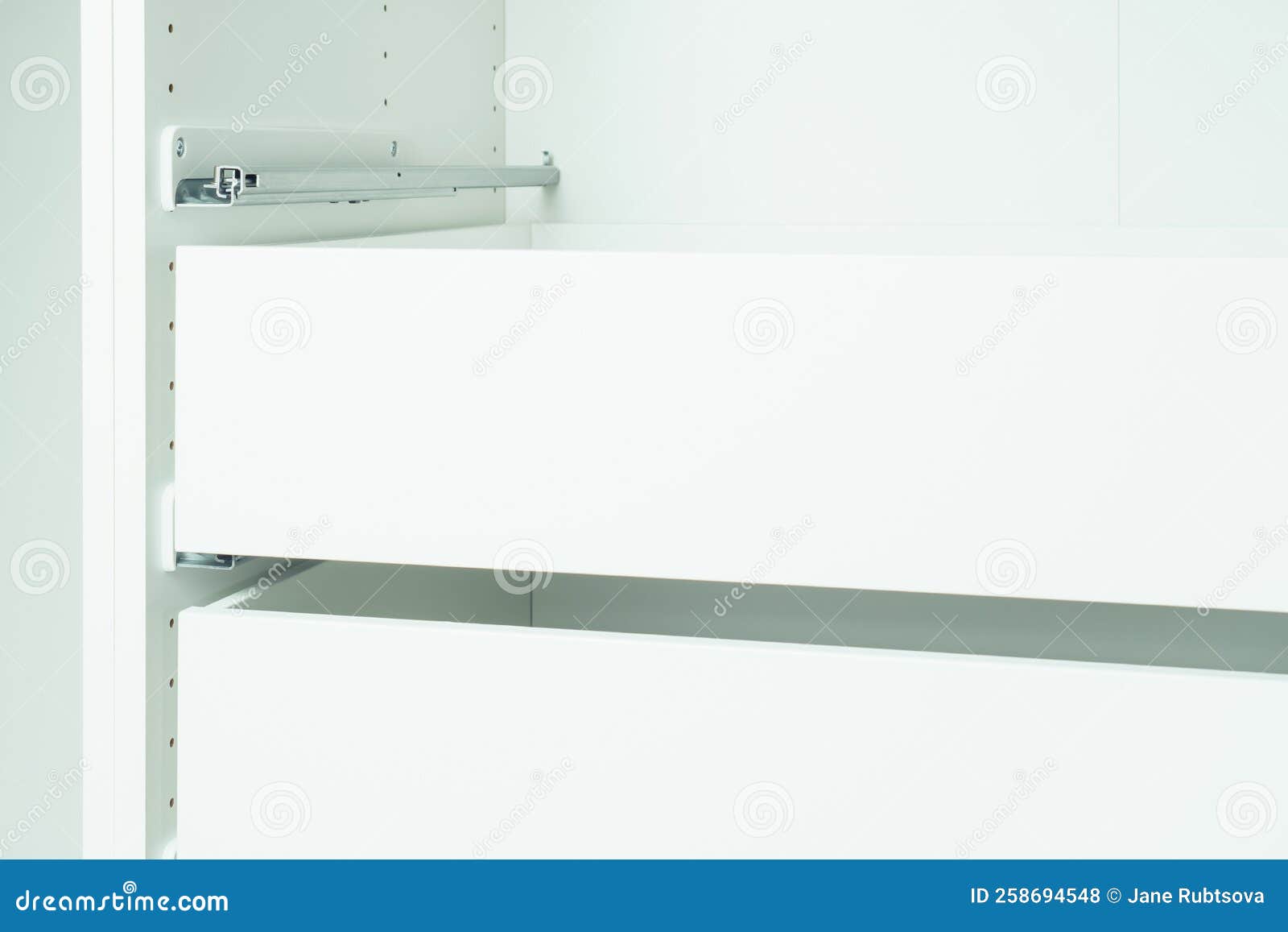 Drawer Rail Inserted into Fixed with Selftapping Screws