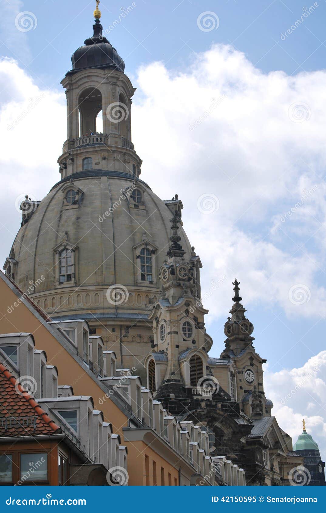 Dresda Frauenkirche - una chiesa luterana a Dresda, la capitale degli stati federati della germania della Sassonia