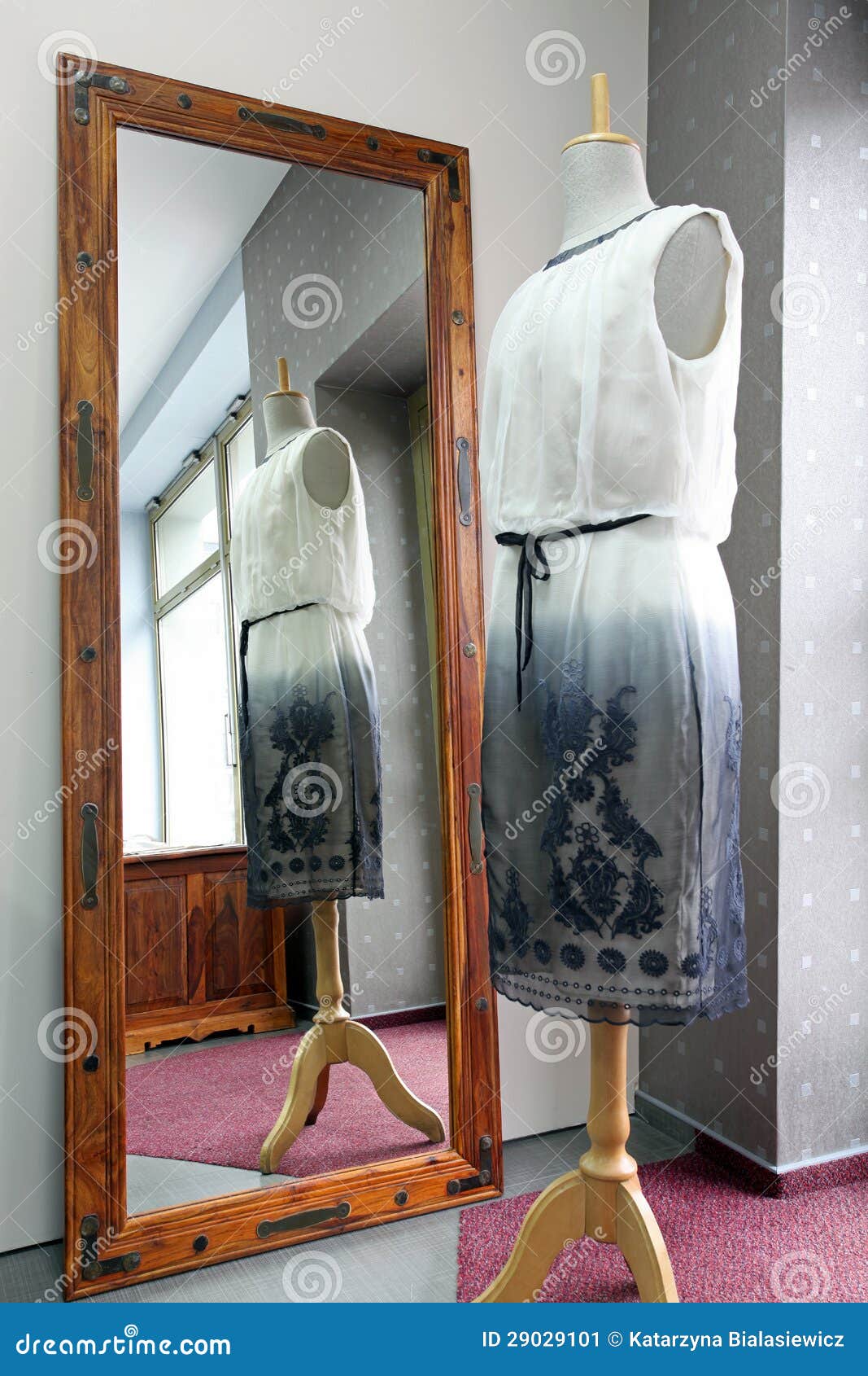 Dress in tailor shop stock image. Image of fitting, fabric 29029101