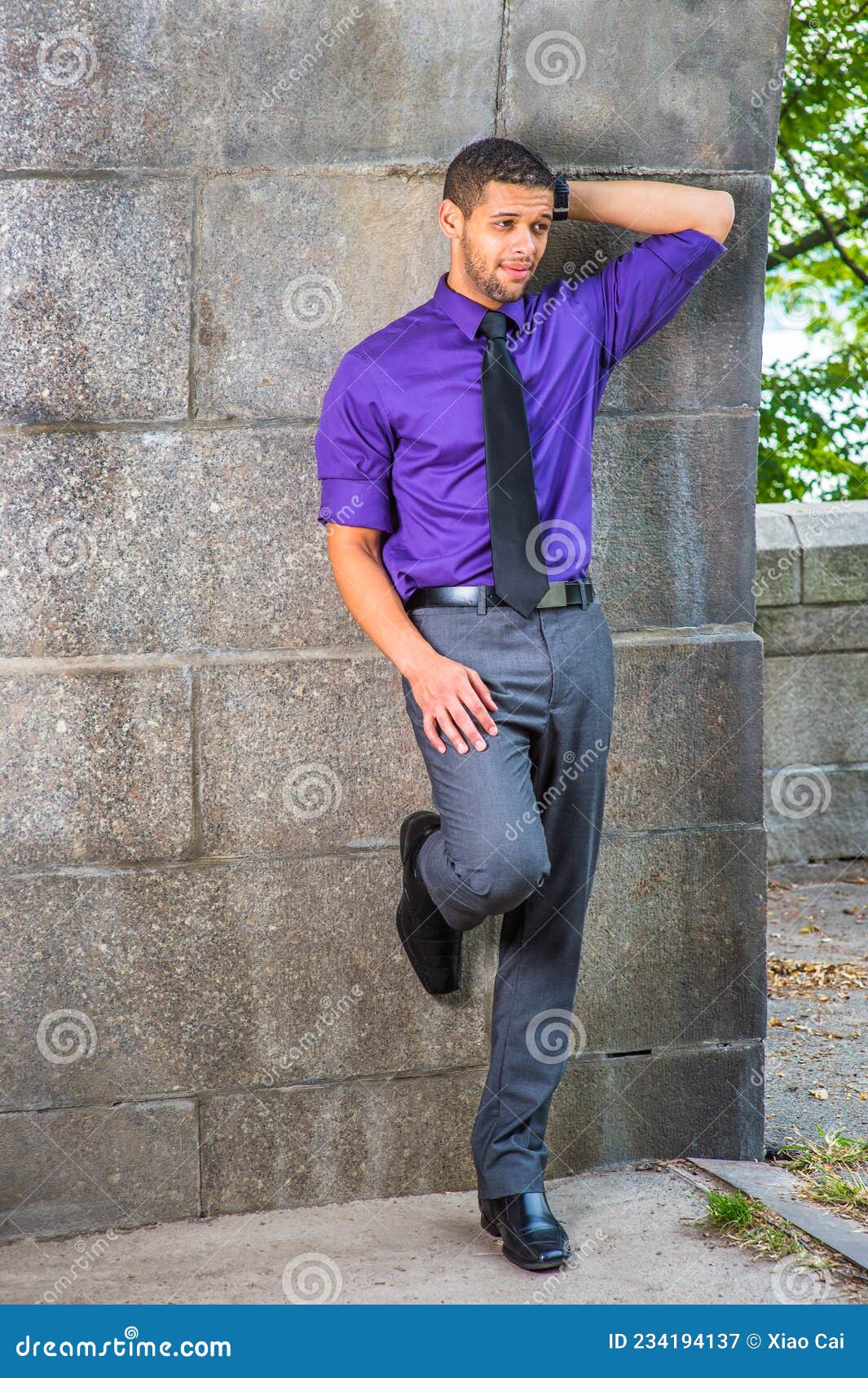 Purple shirt and white pants hi-res stock photography and images - Page 2 -  Alamy