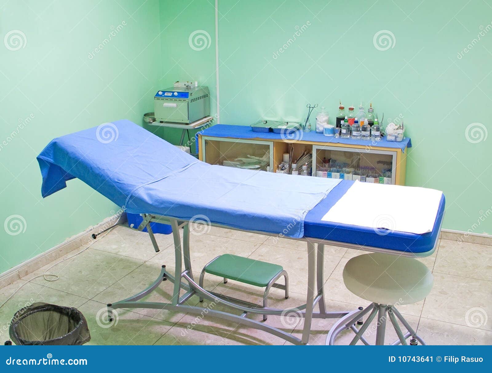 Dressing station stock image. Image of treatment, dressing 10743641