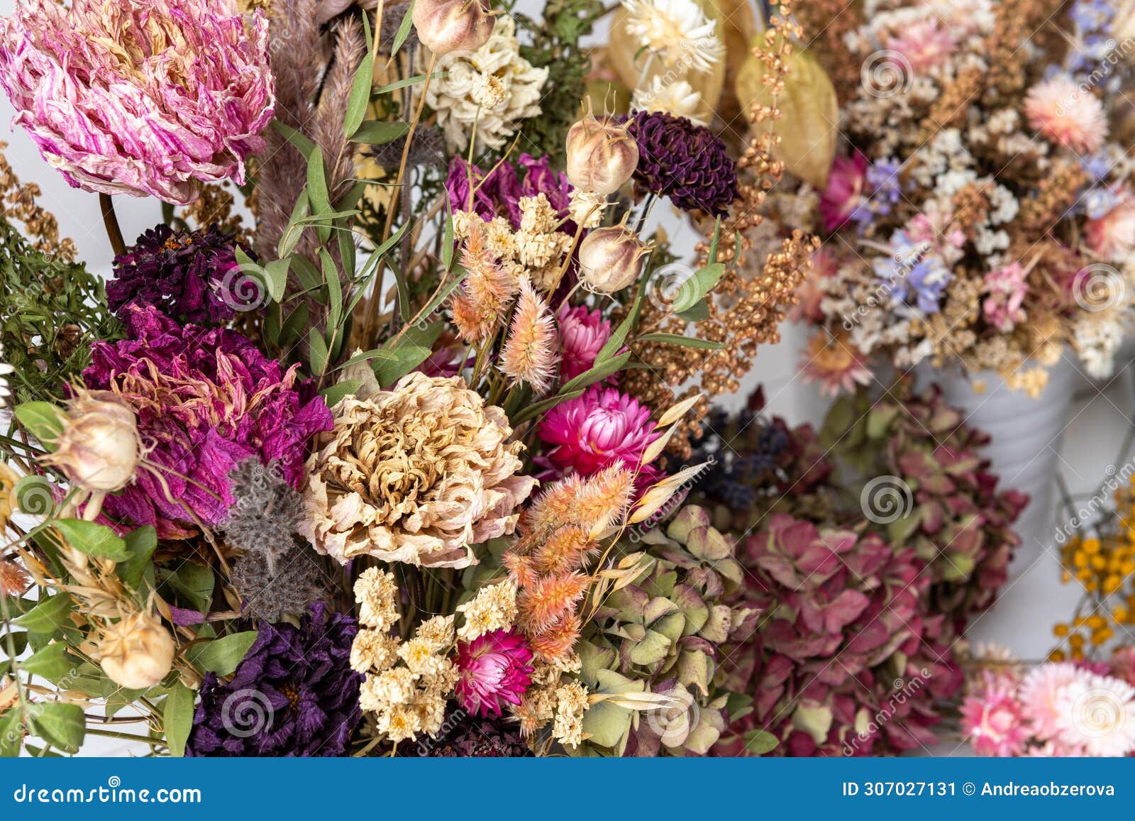 dried flowers arrangement close up. sustainable floristry. home decor with dried flowers.
