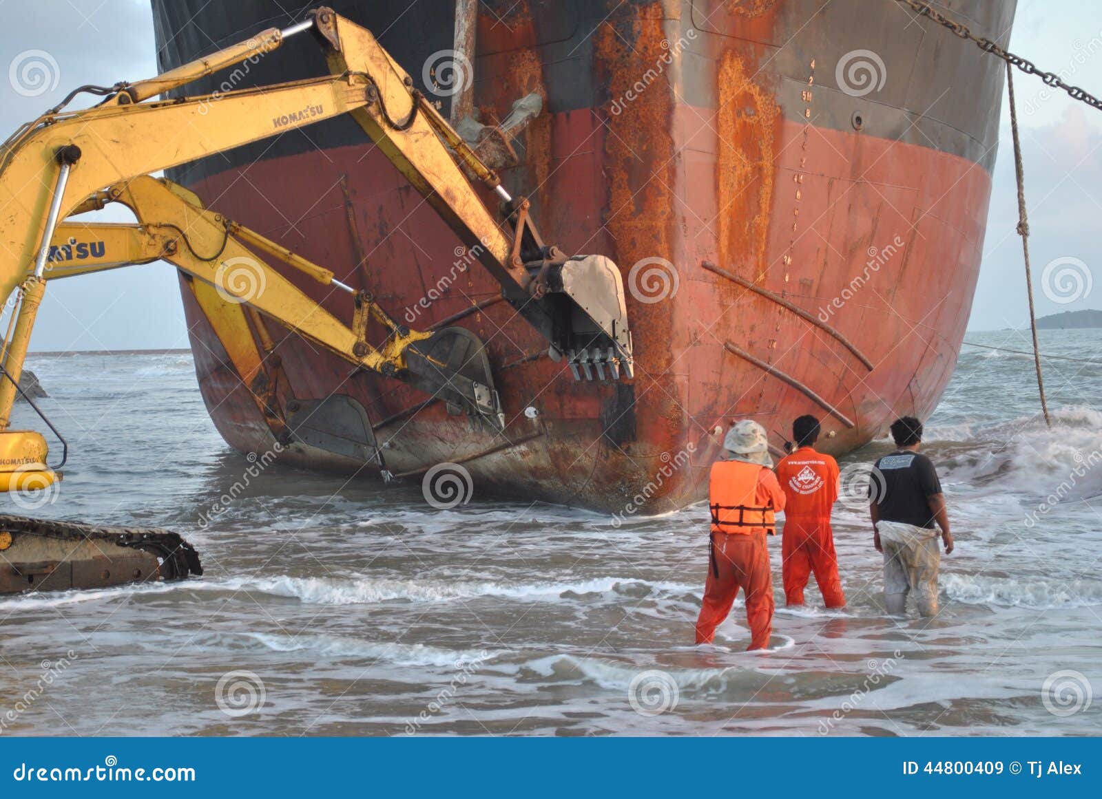Drifted Oil Tanker editorial stock image. Image of drifted 44800409