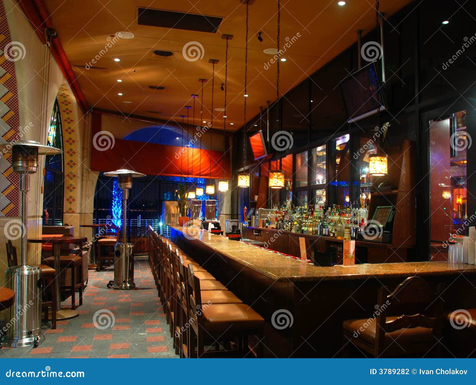 Drinking establishment stock photo. Image of dark, drunk 3789282