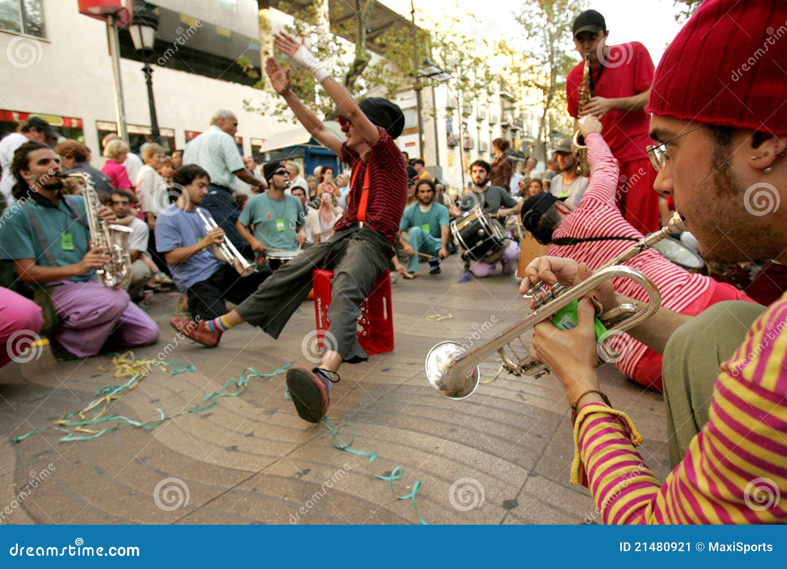 Always Drinking Marching Band Editorial Photo Image of dance, catalan